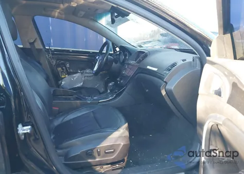 2013 Buick Regal Turbo - Premium 1 from USA, damaged, VIN 2G4GS5EV7D9154206